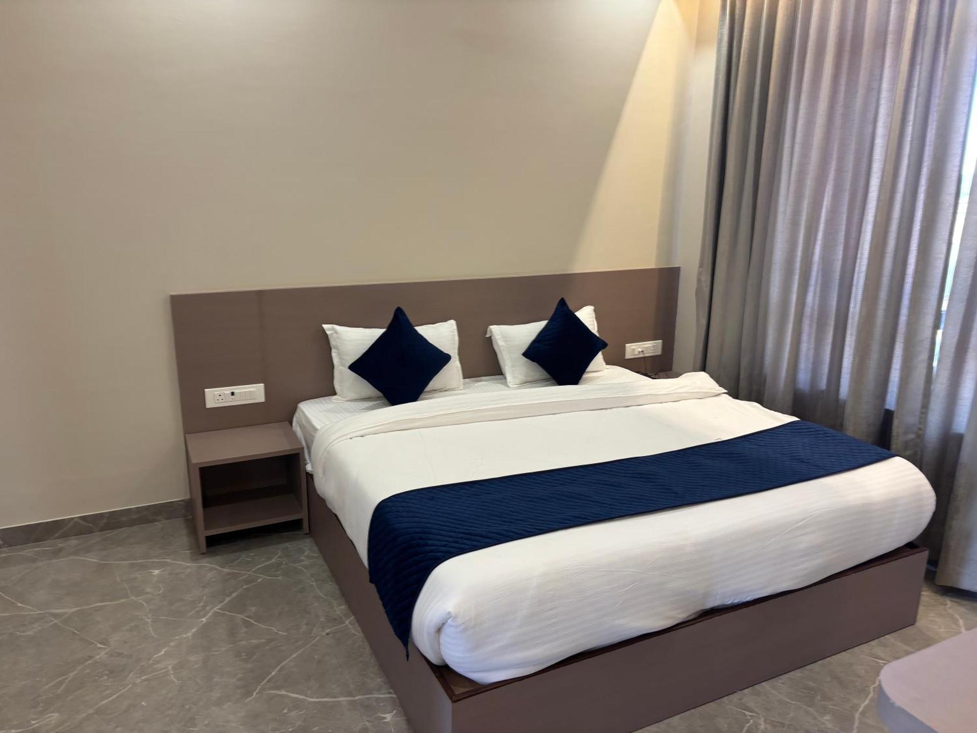 Hotel Sisodiya Palace Khatu Luaran gambar