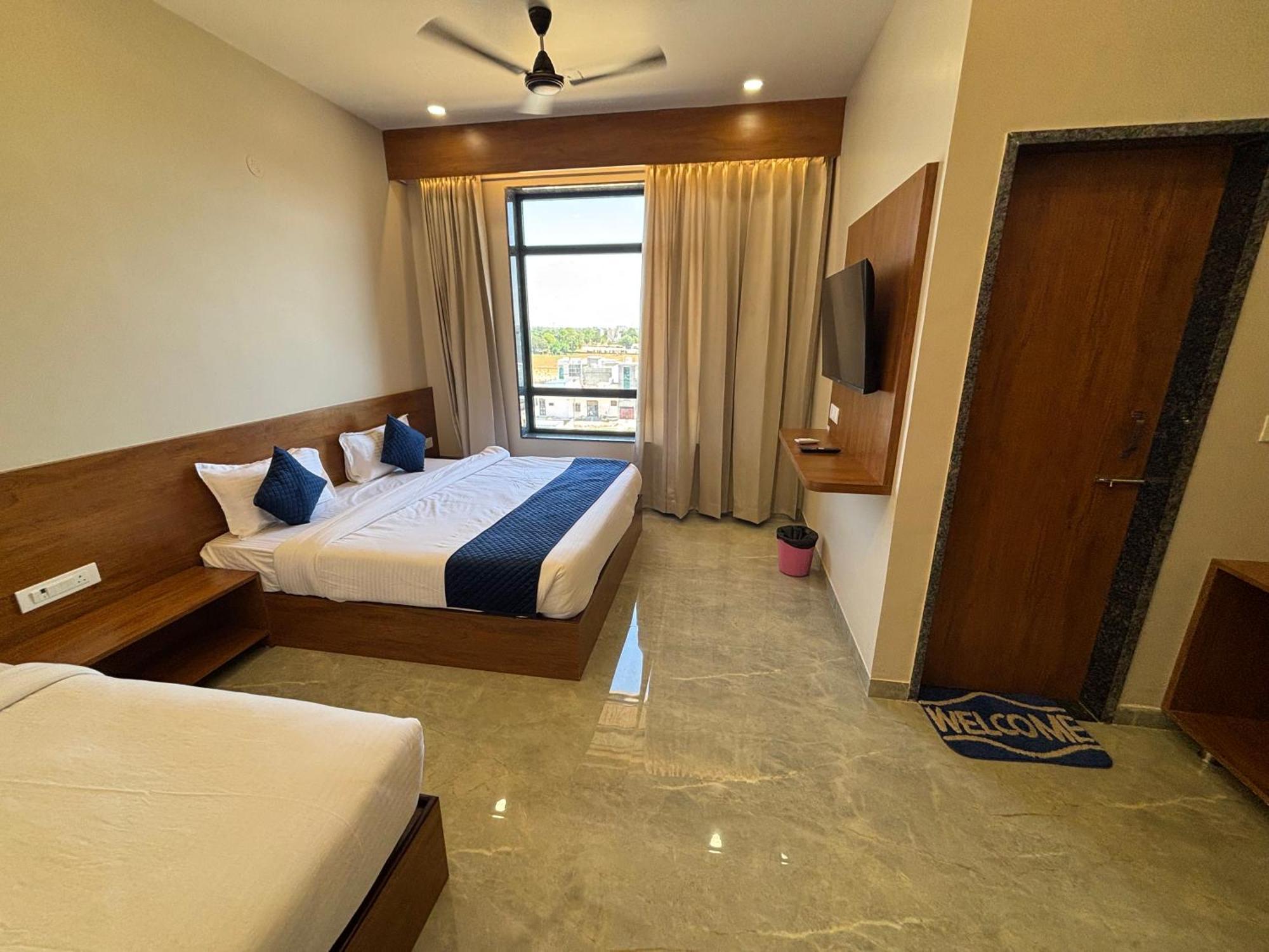 Hotel Sisodiya Palace Khatu Luaran gambar