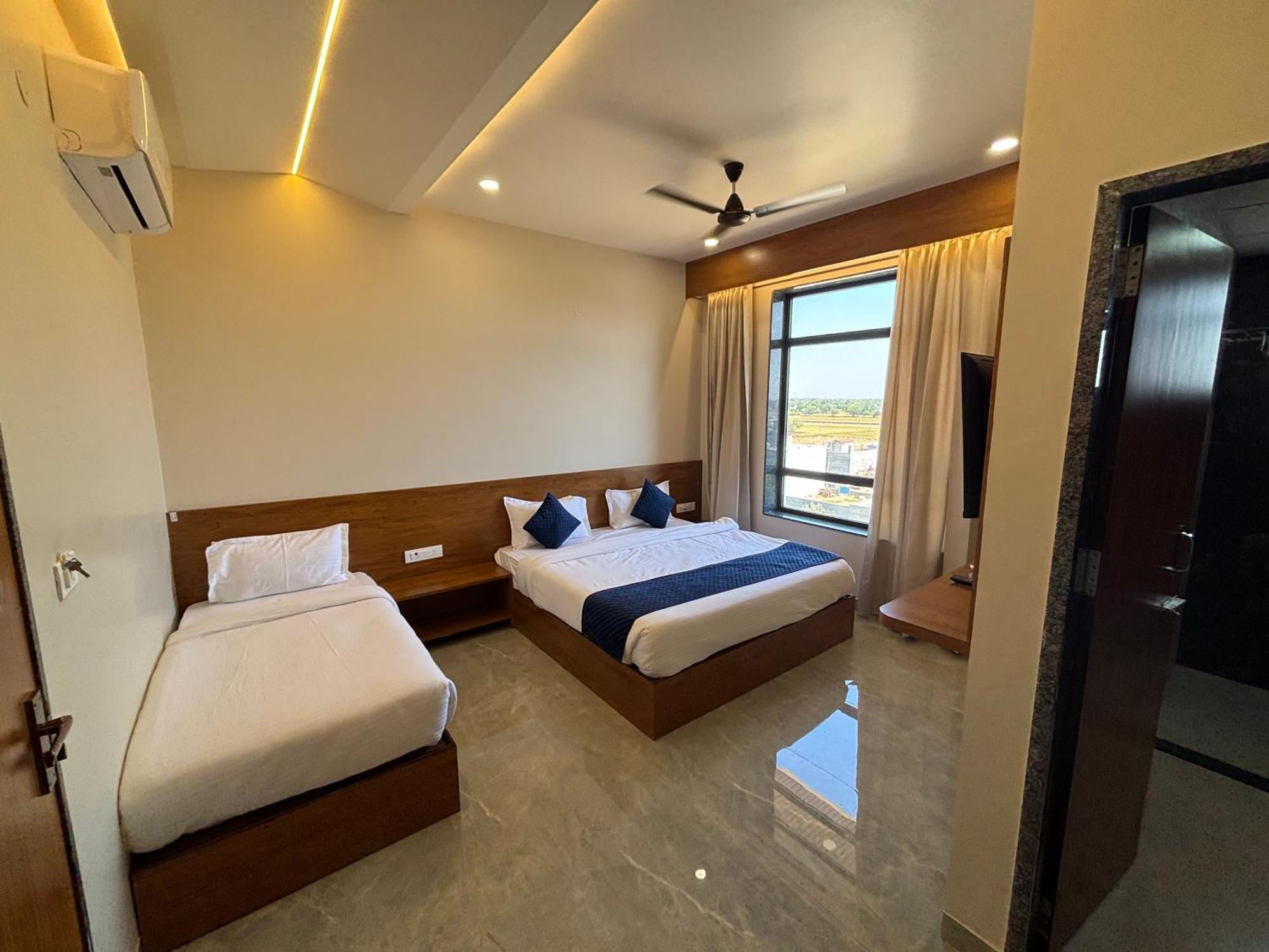 Hotel Sisodiya Palace Khatu Luaran gambar